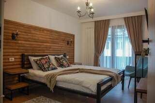 Гостевой дом Chalet Mugure de Brad Фунду Молдовей Улучшенный номер с кроватью размера «king-size»-19